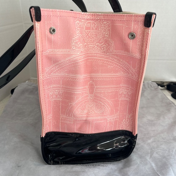 Fabulous Brighton’s My Flat In London Frenchie!!! - Picture 5 of 9